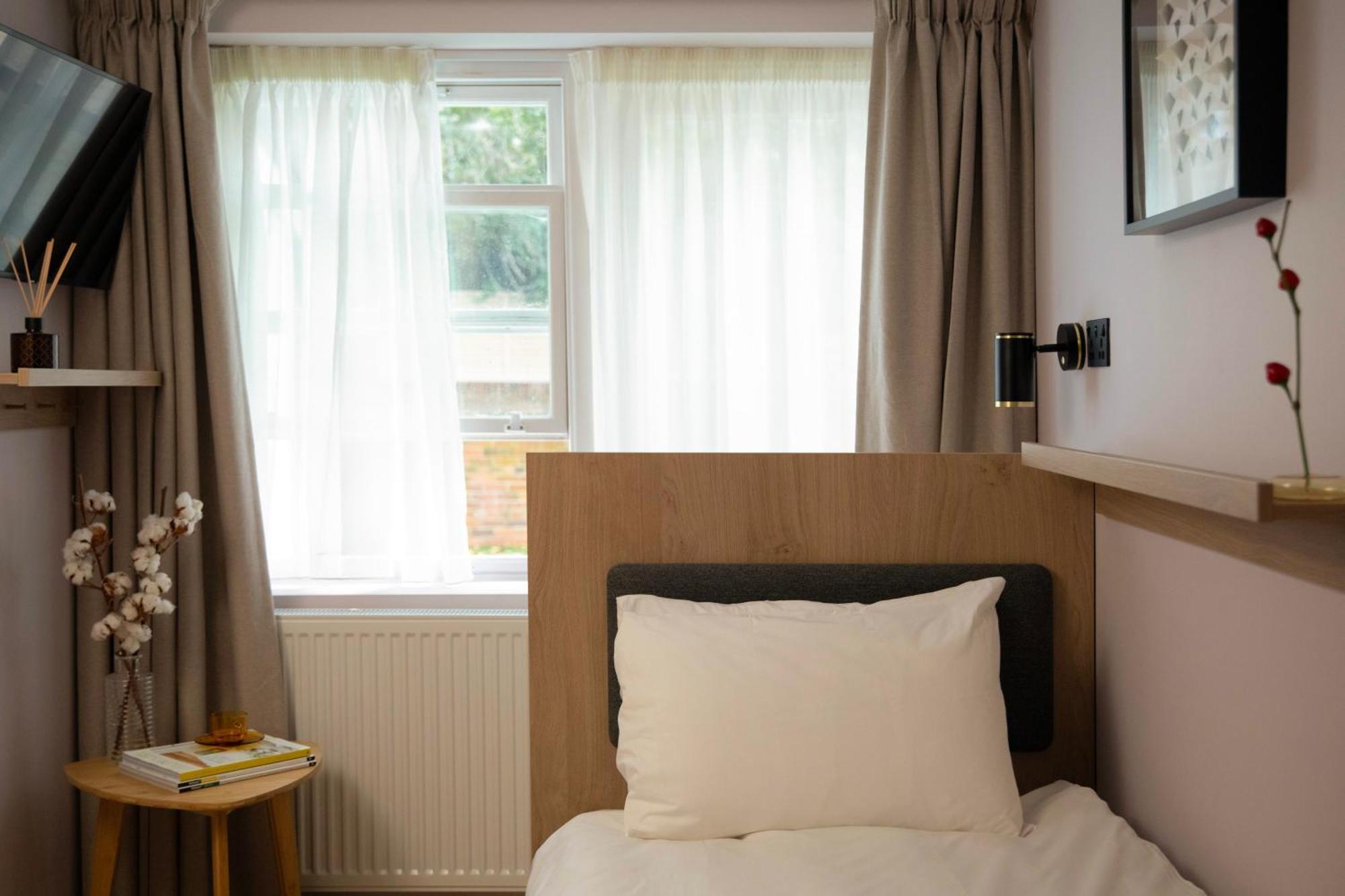 Hotel Bob W London Olympia Esterno foto